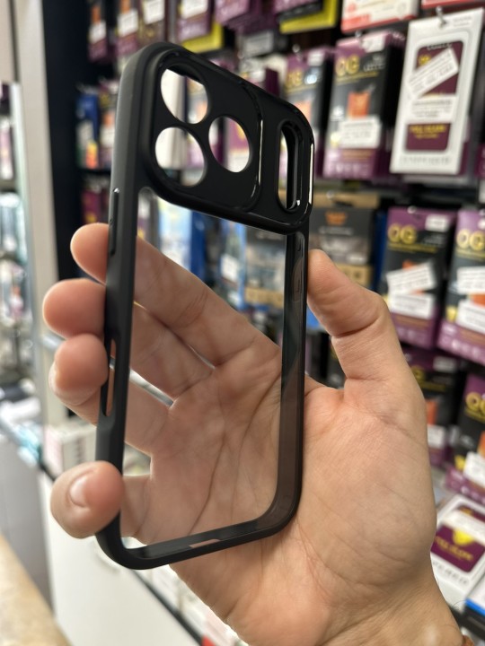 Калъф за iPhone 17 Pro - прозрачен с черна рамка