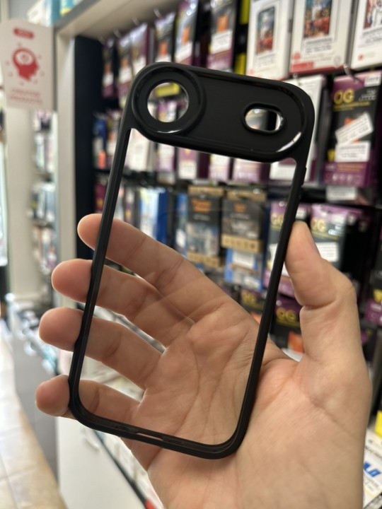Калъф за iPhone 17 Air - прозрачен с черна рамка