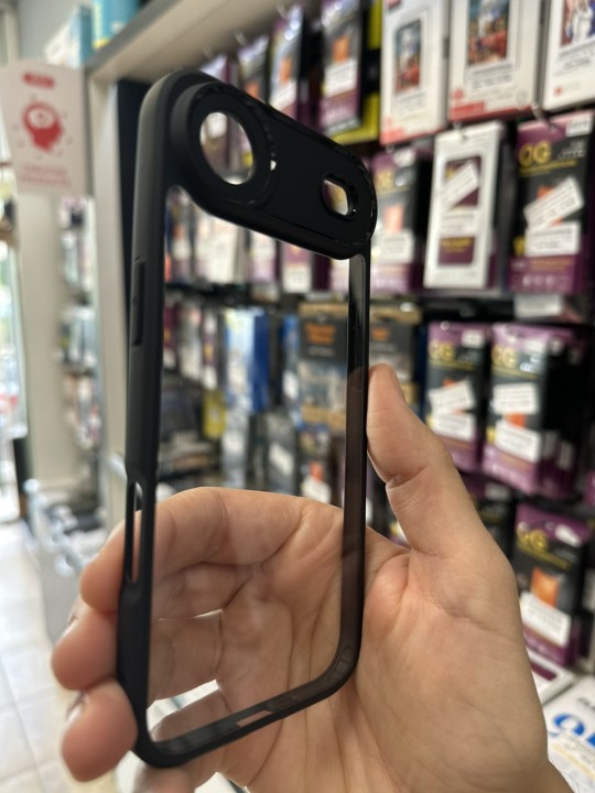 Калъф за iPhone 17 Air - прозрачен с черна рамка