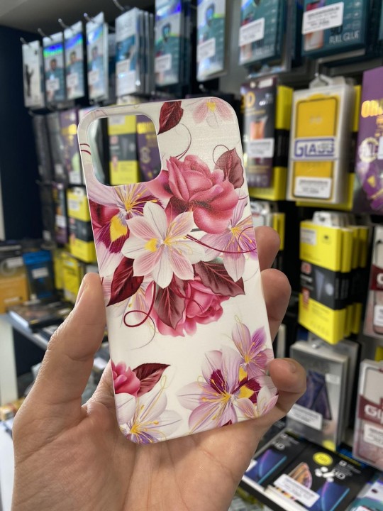 Калъф за iPhone 12 Pro - Flowers