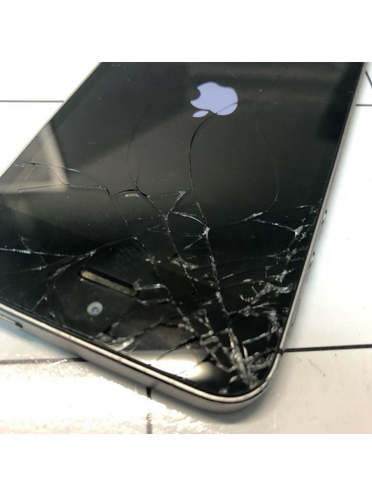Смяна на дисплей iPhone SE