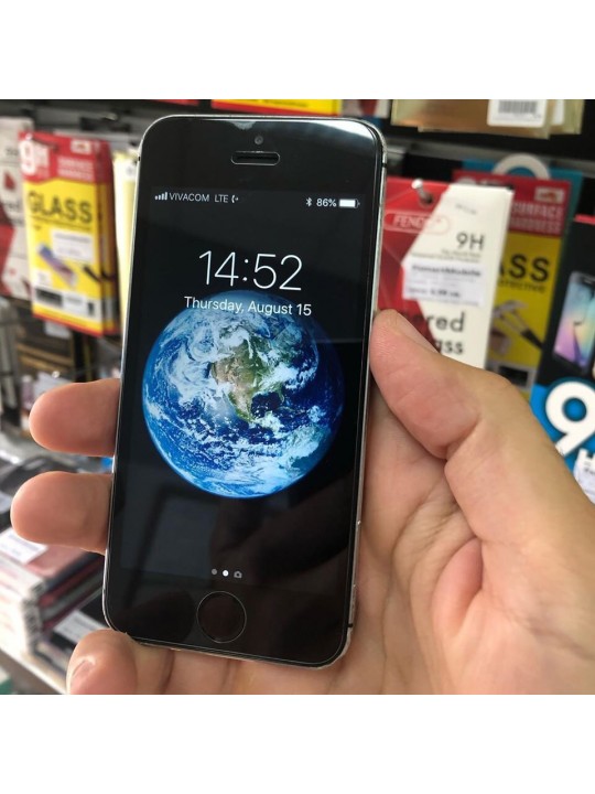 Смяна на дисплей iPhone SE