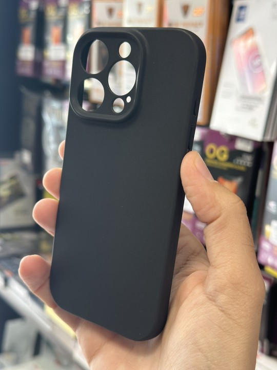 Силиконов кейс за iPhone 16 Pro - черен матов