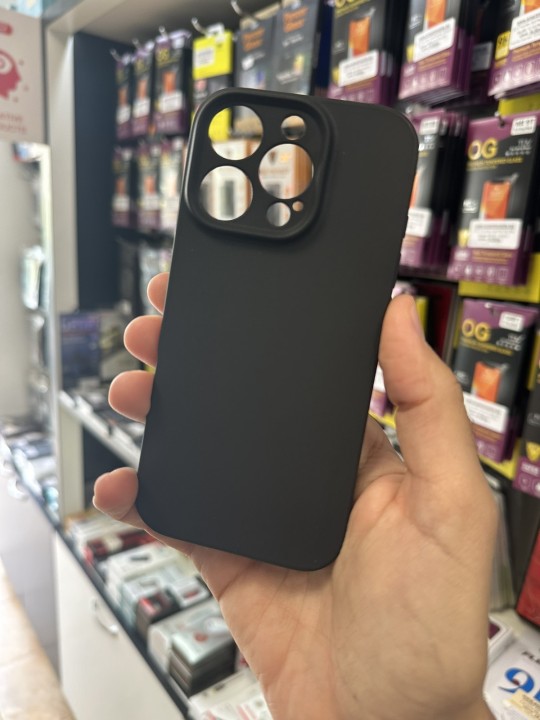 Силиконов кейс за iPhone 16 Pro - черен матов