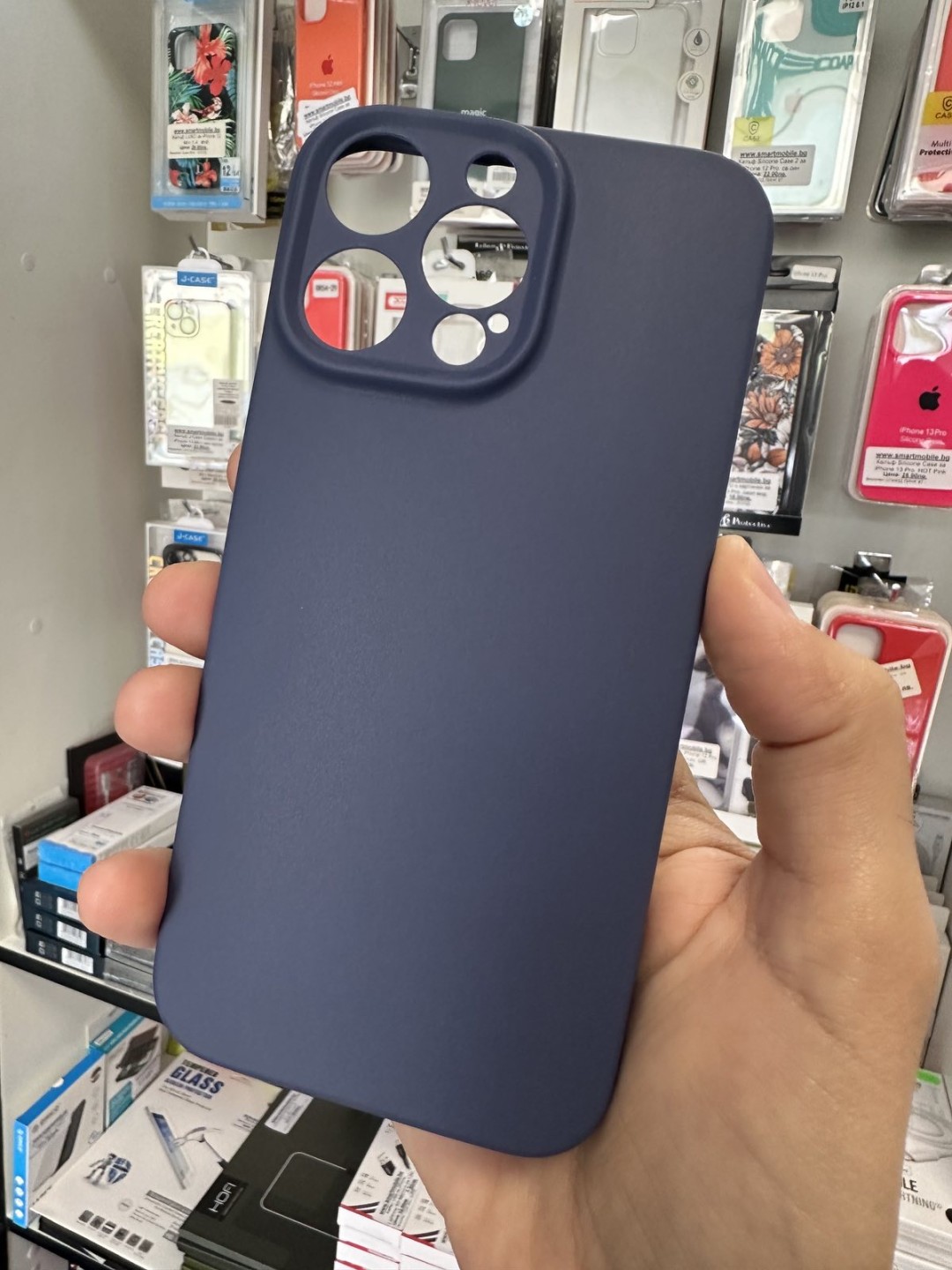Силиконов кейс за iPhone 16 Pro Max - тъмносин матов